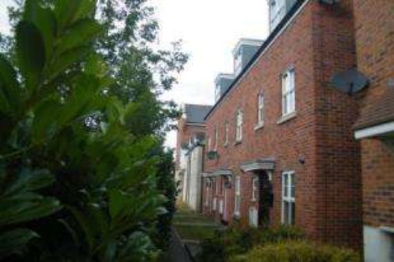 4&nbsp;Bedroom&nbsp;End of Ter...